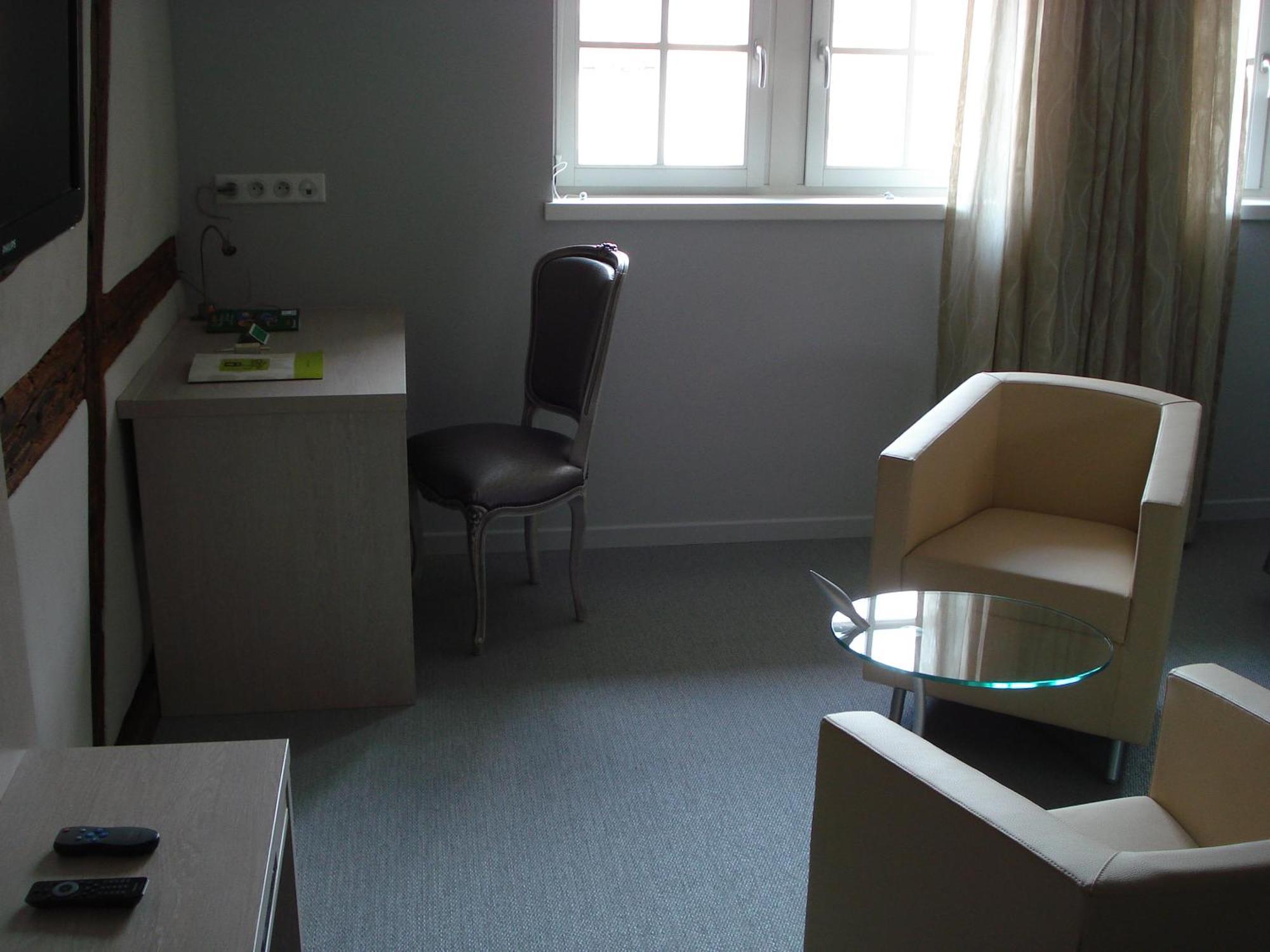 Hostellerie Au Cygne Wissembourg Zewnętrze zdjęcie
