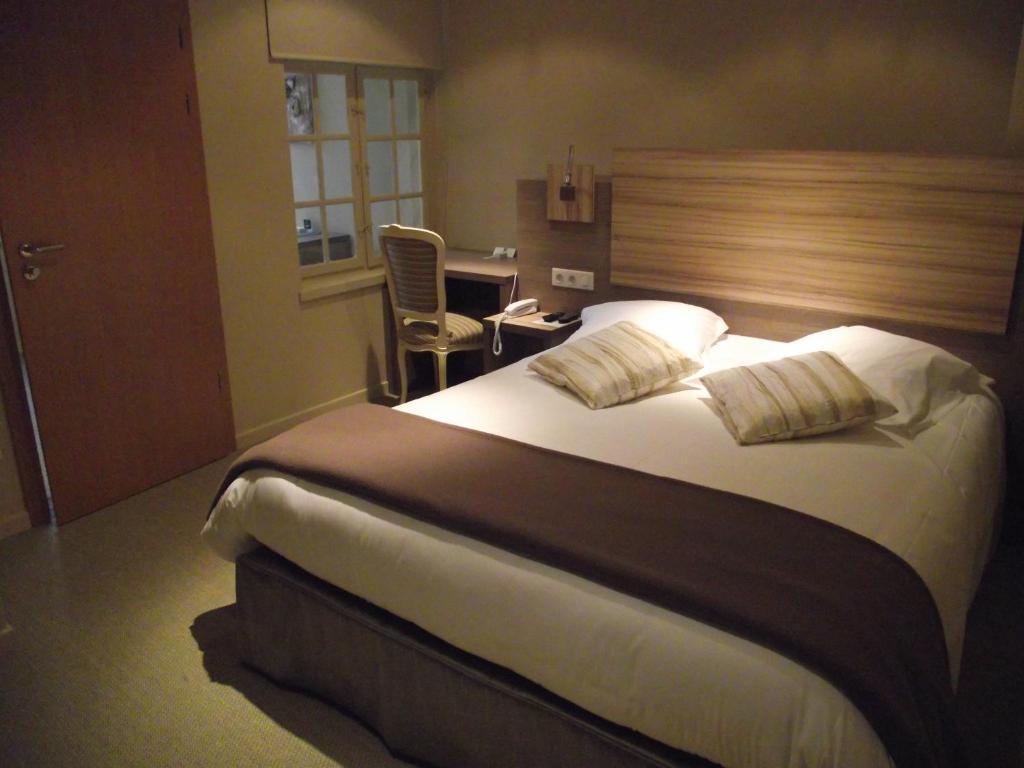 Hostellerie Au Cygne Wissembourg Pokój zdjęcie