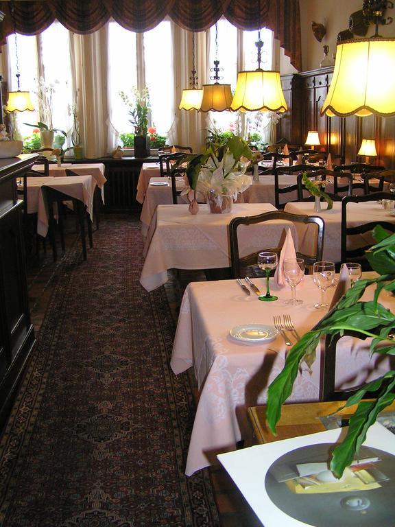 Hostellerie Au Cygne Wissembourg Zewnętrze zdjęcie