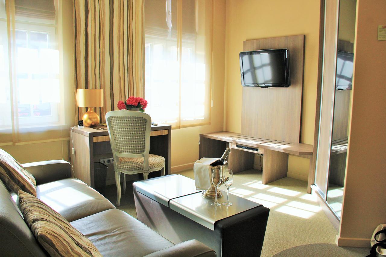 Hostellerie Au Cygne Wissembourg Zewnętrze zdjęcie
