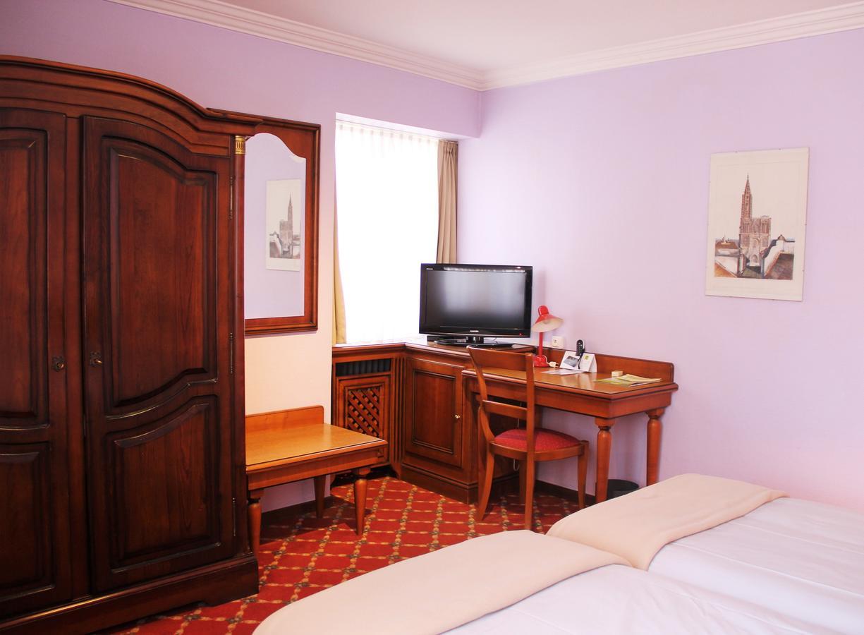 Hostellerie Au Cygne Wissembourg Zewnętrze zdjęcie