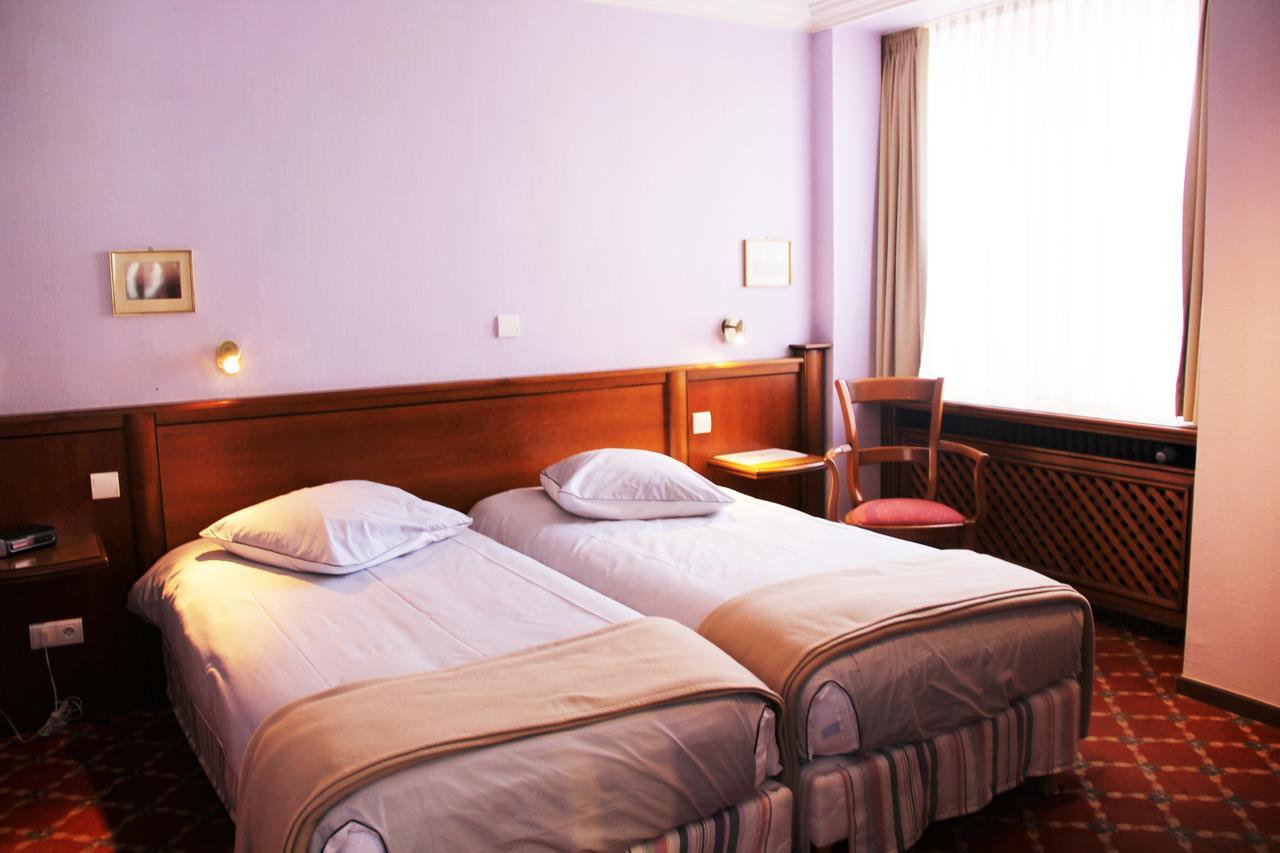 Hostellerie Au Cygne Wissembourg Zewnętrze zdjęcie
